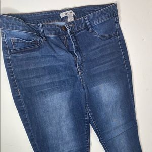 High Rise Dark Wash Skinny Jeans from Refuge in Size 14
